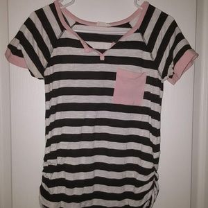 Medium size maternity shirt